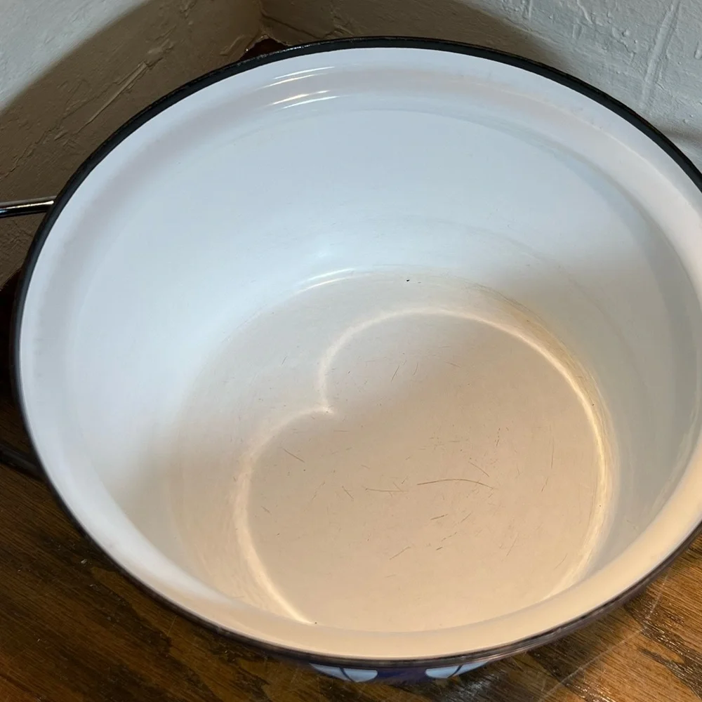 Catherine Holm Navy Blue White Enamelware Lotus Flower Covered Pot Vintage